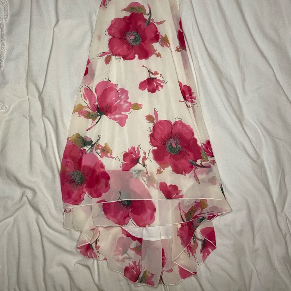 Never worn, downsizing